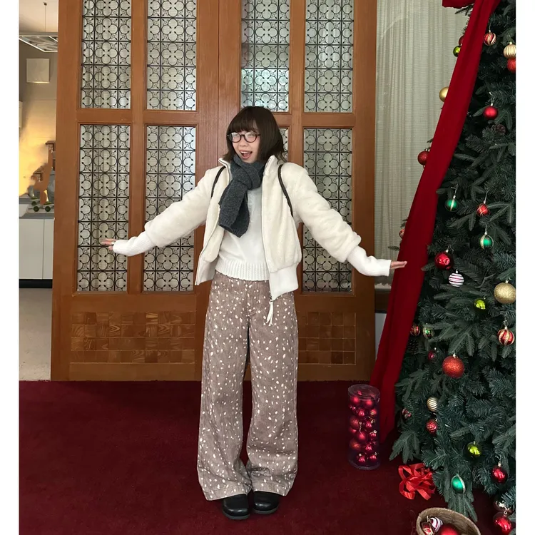 Our2【小鹿裤】休闲直筒设计款斑点裤【X5997】