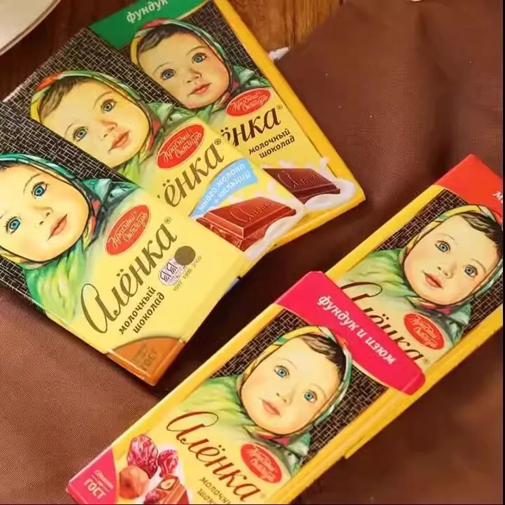 俄罗斯进口榛仁牛奶巧克力大头娃娃可可脂爱莲巧丝滑泥巴派巧克力