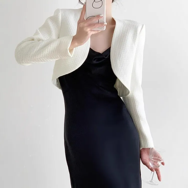 杏色春秋弧形短款西装外套女士宽松长袖不规则披肩小西服上衣坎肩