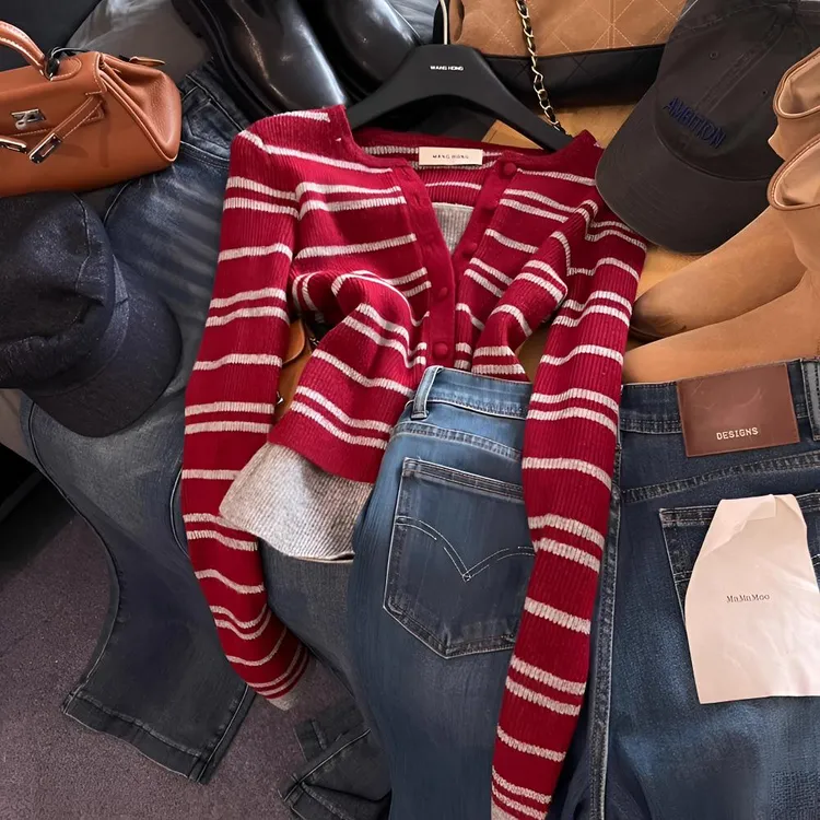 1【含羊毛】休闲2025冬季新款洋气复古风百搭显瘦条纹假两件针织衫