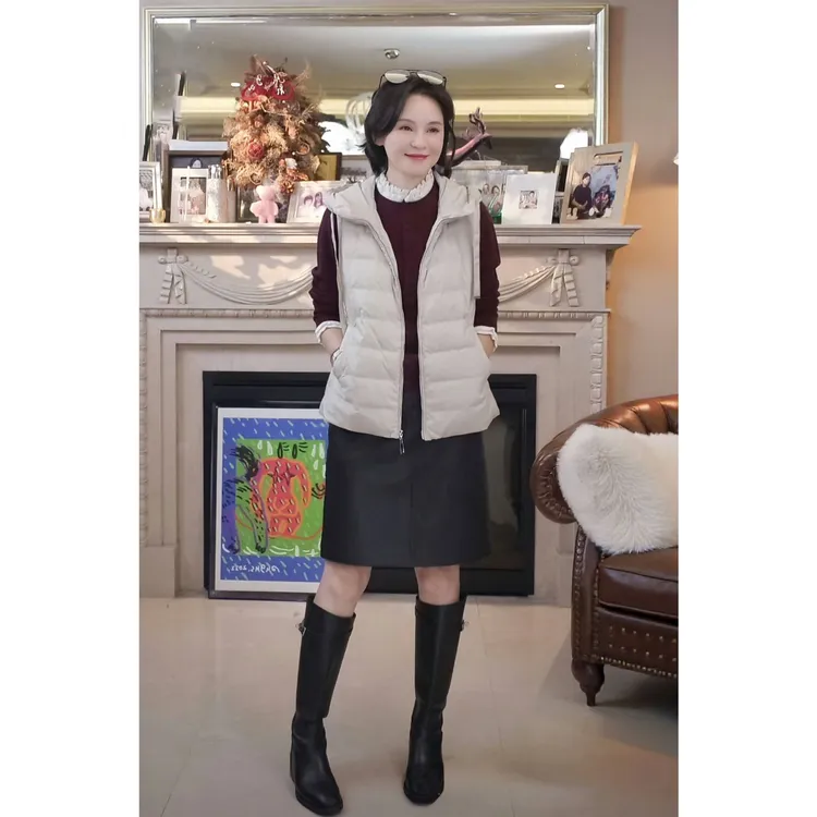 我是摩羯 泡芙马甲 90白鹅绒蓬松保暖连帽抽绳秋冬外套