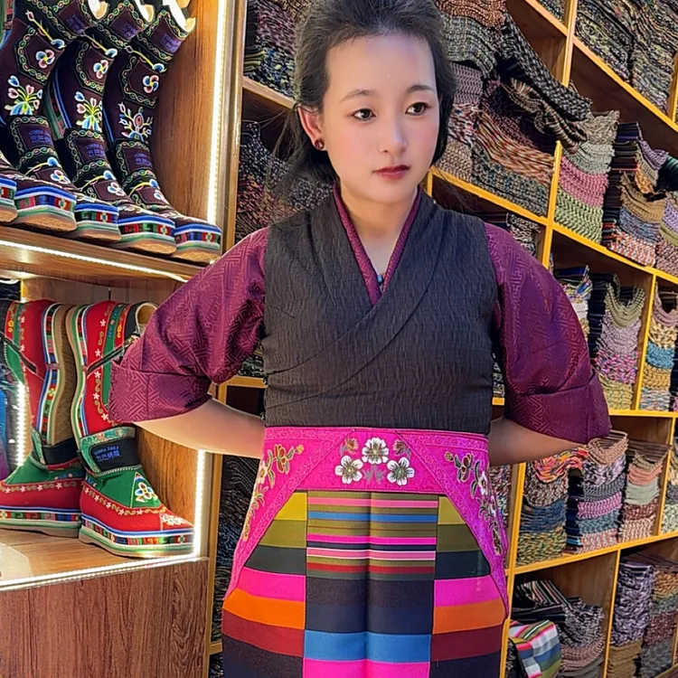 藏装必备民族风围裙有三角