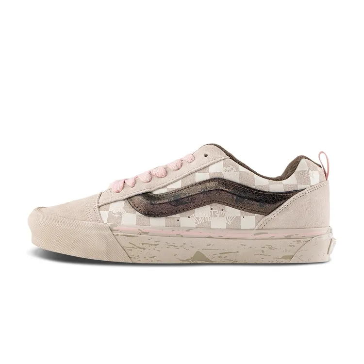 VANS范斯Vans xSPACE MOLLY联名KnuSkool泡泡玛特板鞋VN000EE6H11