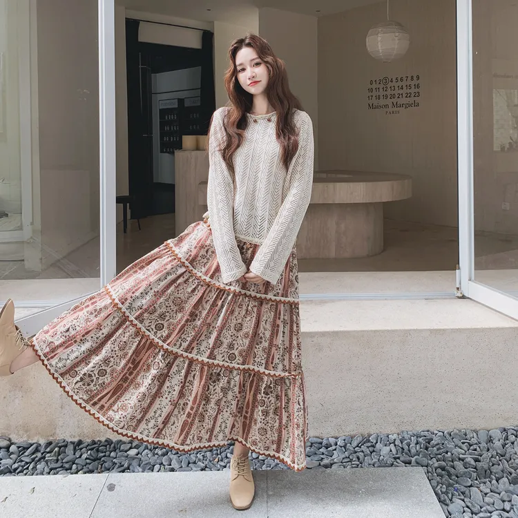 波西米亚度假风套装裙女2025春秋新款别致针织衫印花半身裙两件套
