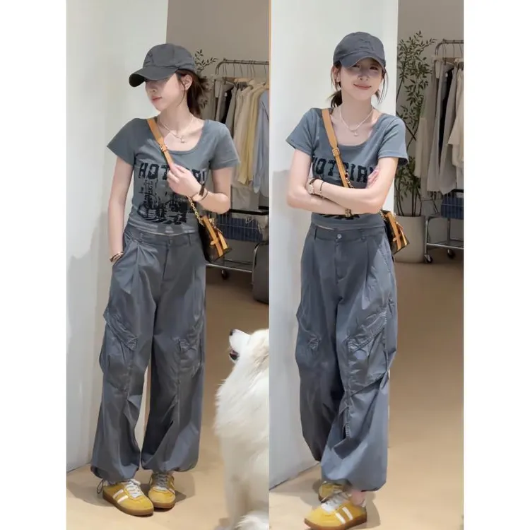 巨好看的休闲穿搭套装女夏洋气字母印花短袖T恤+工装裤显瘦两件套