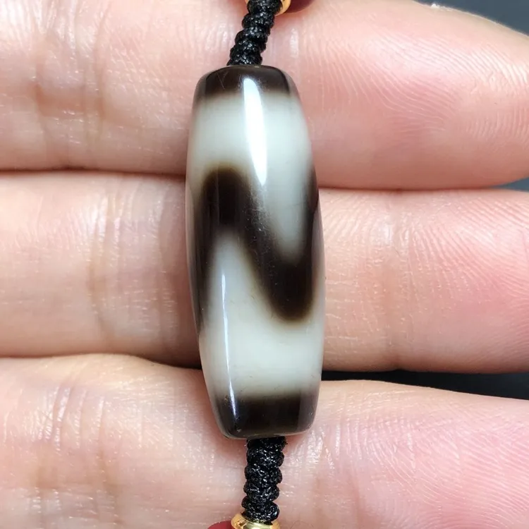 玛瑙虎牙锁骨链时尚百搭男女同款民族风颈饰送朋友大气经典款礼物