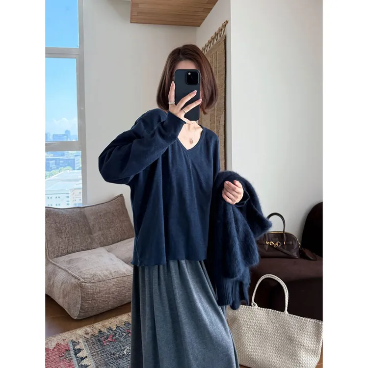 【唐悠悠mgdm】磨毛v领长袖女宽松打底衫纯色百搭T恤上衣女秋冬