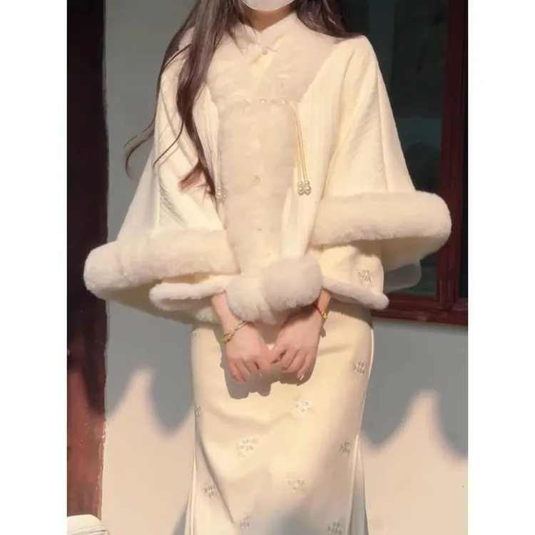 加绒加厚披肩婚礼新娘秋冬结婚旗袍白色斗篷外搭复古名媛高级感女