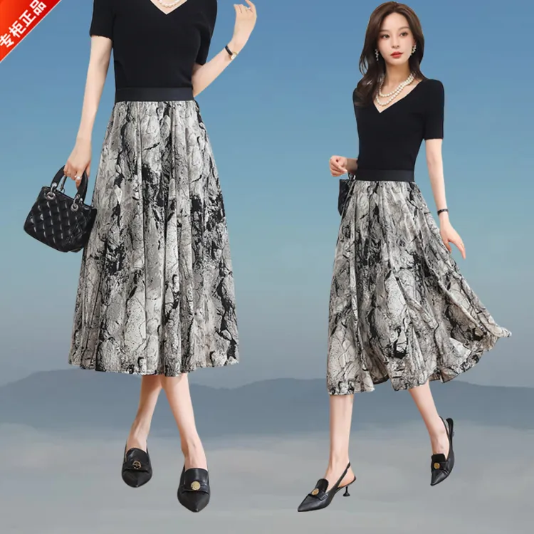 正品2025夏新款半身裙女薄款垂感显瘦中长款高级感印花A字裙爆款