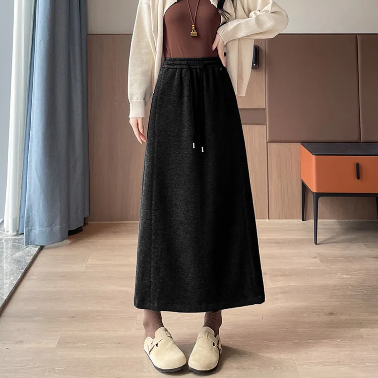 毛呢半身裙女秋冬季2025新款休闲高腰直筒a字包臀开叉中长裙子