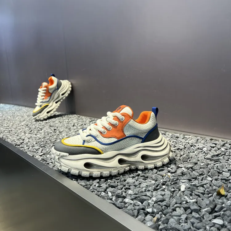 2025秋冬新款轻奢简约增高潮流百搭运动时尚厚底擦色拼接男老爹鞋