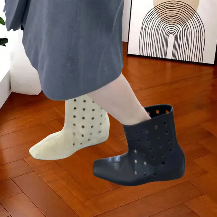 牛皮版马丁靴镂空透气女2025秋冬新款时尚百搭美拉粗跟短筒中筒