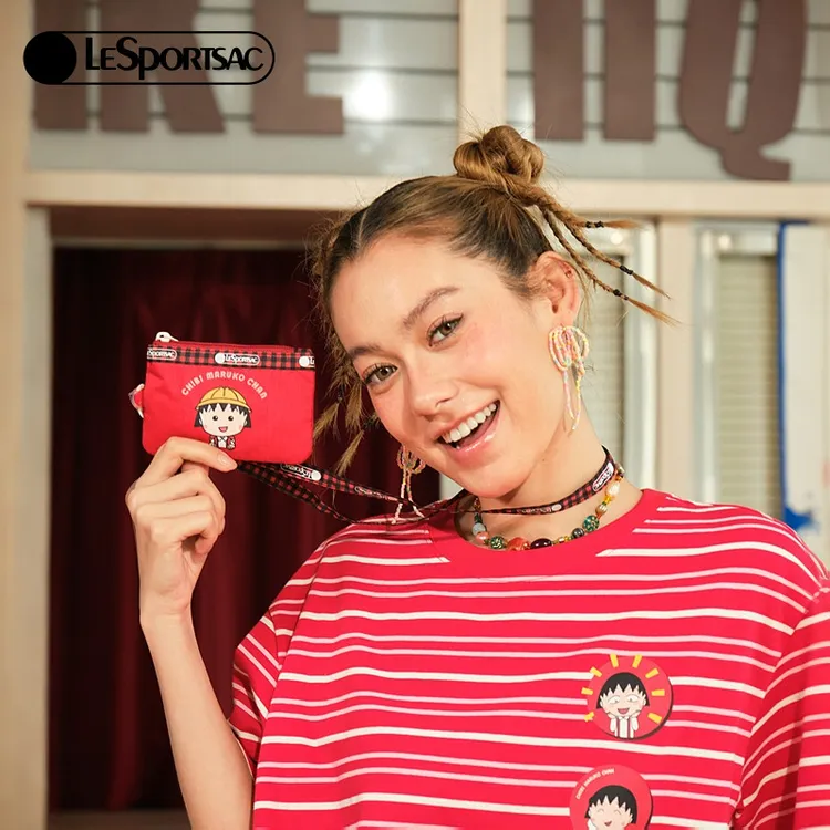 LeSportsac乐播诗新款樱桃小丸子联名可爱挂脖包钱包手拿包卡包女