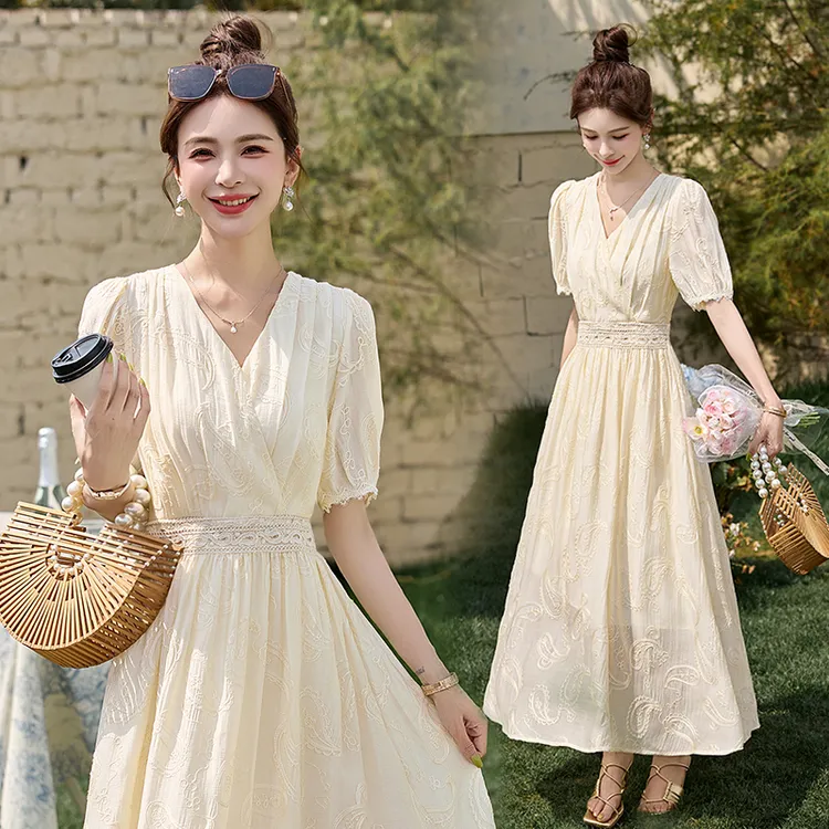 连衣裙碎花显瘦气质时尚夏季法式收腰仙女裙小众中禅意气质款女装