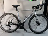 公路自行车，坎普sr7碳纤维车架，105电子变速，51码173~180