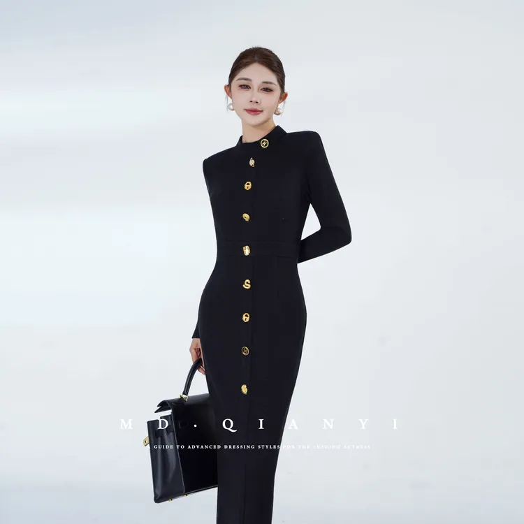 MD定制·杨千亿【低调贵气】2025冬季新款显瘦气质百搭设计感连衣裙