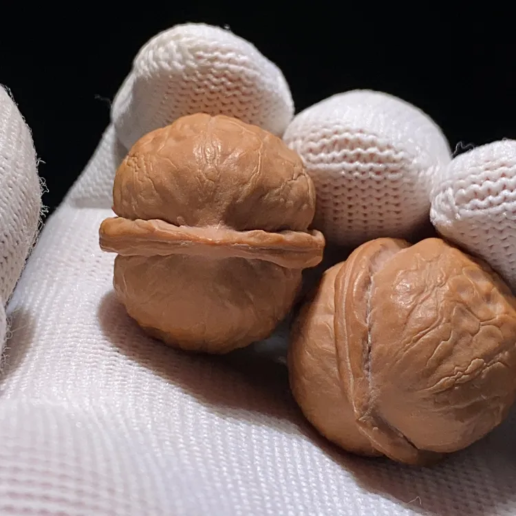 一道筋小海豚小核桃手捻小秋子手捻文玩核桃蛤蟆头手捻全品编号22