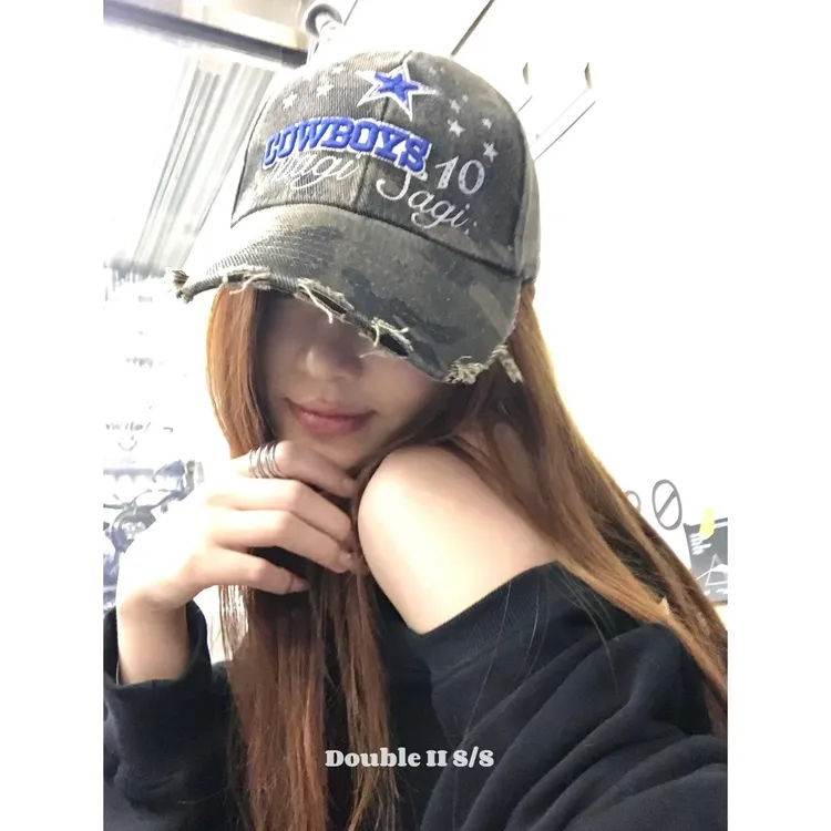 double i i 星星磨破毛边刺绣迷彩棒球帽女情侣百搭休闲鸭舌帽