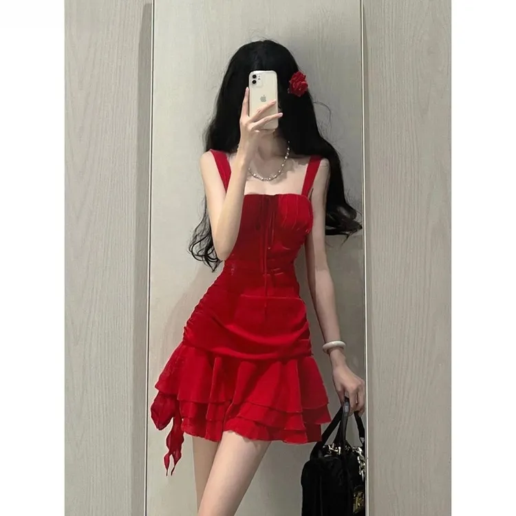 明媚夏日蝴蝶结连体泳衣女2025春夏新款小众设计感不规则吊带裙