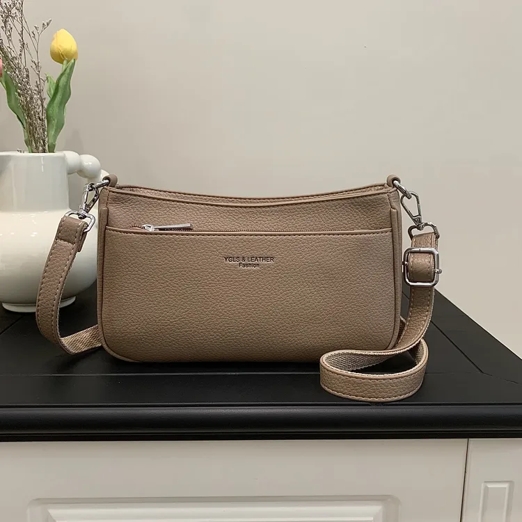 单肩斜挎包时尚简约黑色腋下包经典灰色