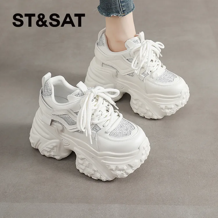 星期六超高跟老爹鞋女款2025新款秋季爆款水钻小白鞋休闲通勤女鞋