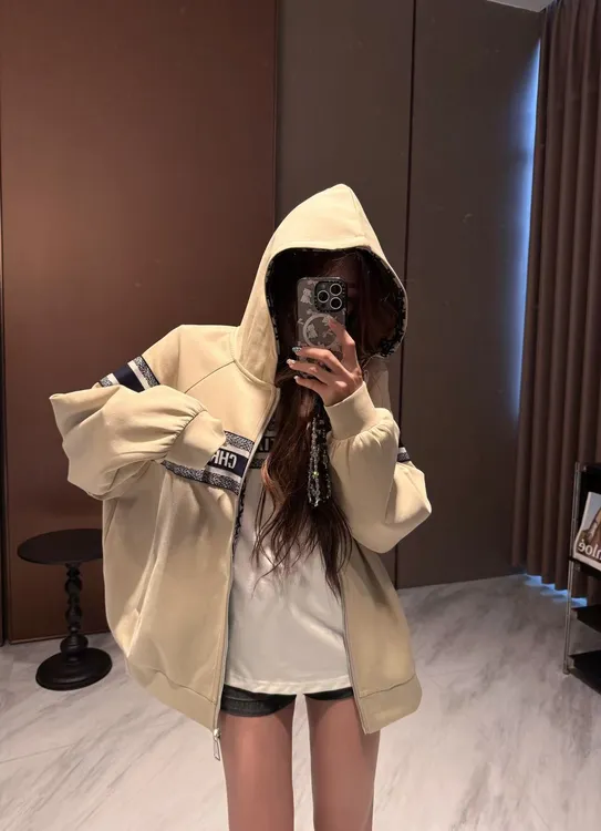 李馨儿【德尔曼 】洋气秋季女休闲宽松时尚韩版气质百搭卫衣外套