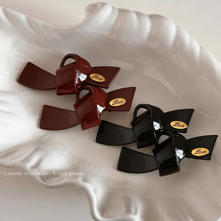 合金蝴蝶结鸭嘴夹波浪金标减龄发夹高级感刘海夹侧边夹发饰新款