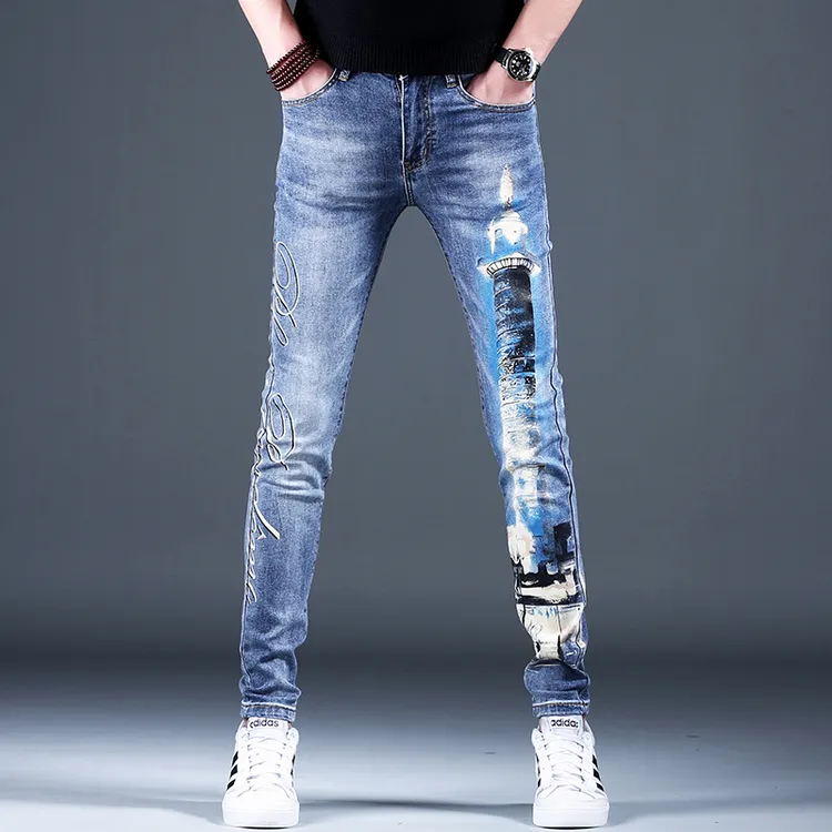韩俊尼2025款男士个性印花牛仔裤男装潮流修身小脚裤休闲韩版弹力