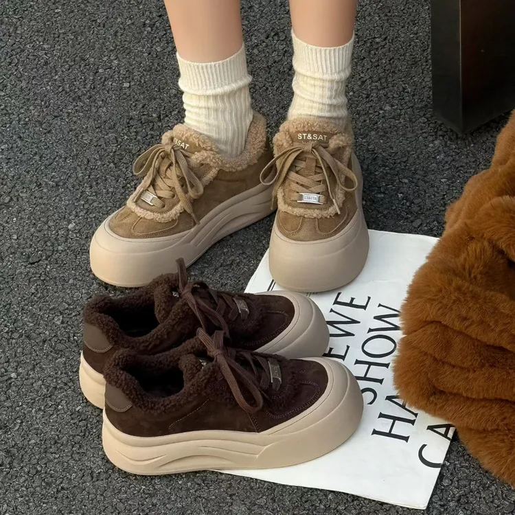 姬纯希真皮羊羔毛冬季保暖耐磨板鞋休闲板鞋圆头系带青年日常