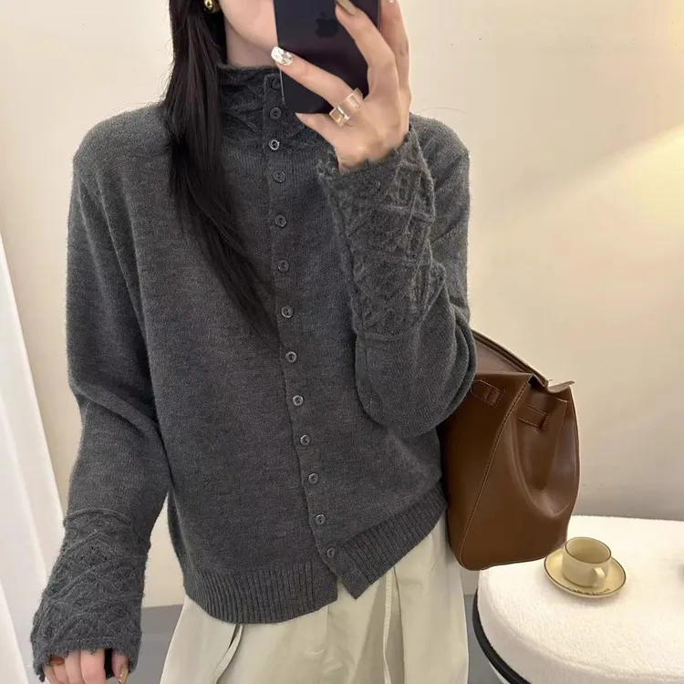 韩系减龄镂空花边高领针织开衫秋冬新款软糯舒适显瘦宽松百搭上衣