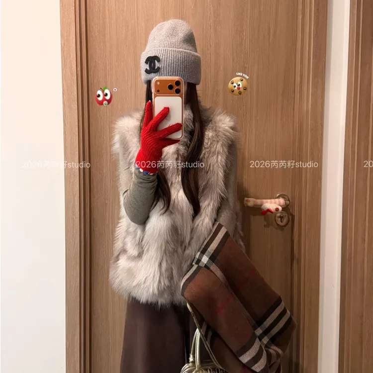 人造皮草 “云朵马甲”立领毛毛马甲女 秋冬环保皮草毛毛马甲百搭款