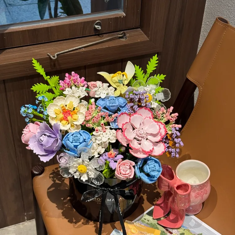 积木花DIY礼盒益智积木花束拼装花束女孩玫瑰永生花朵小颗粒积木