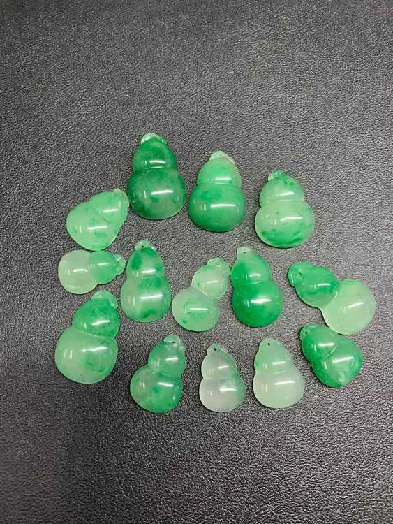 天然玉石 非洲翠 葫芦”福禄双全“吊坠（多样性发其一）