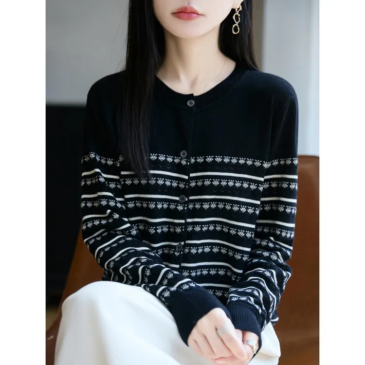 费尔岛提花针织miu系开衫女外套毛衣25新款精纺细毛外搭小衫上衣
