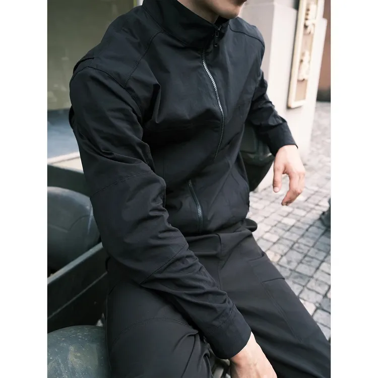 LIGGICC 美式荒野夹克休闲立领纯色机能风拼接户外基础长袖外套秋