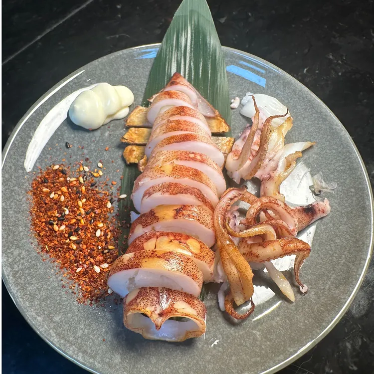 硬皮鱿鱼 4只装一盒