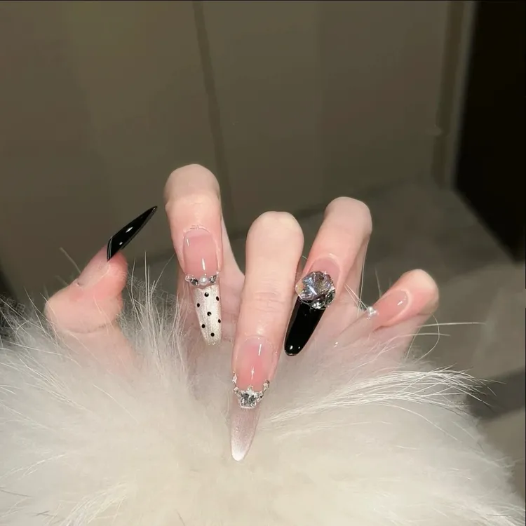 【黑金爵士】纯手工黑色波点粉晶猫眼法式方糖高奢显白中长款穿戴甲