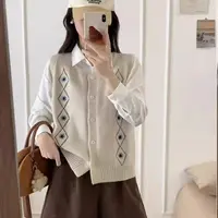 百搭复古民族风菱形格圆领针织马甲背心女宽松小众内搭上衣秋冬潮