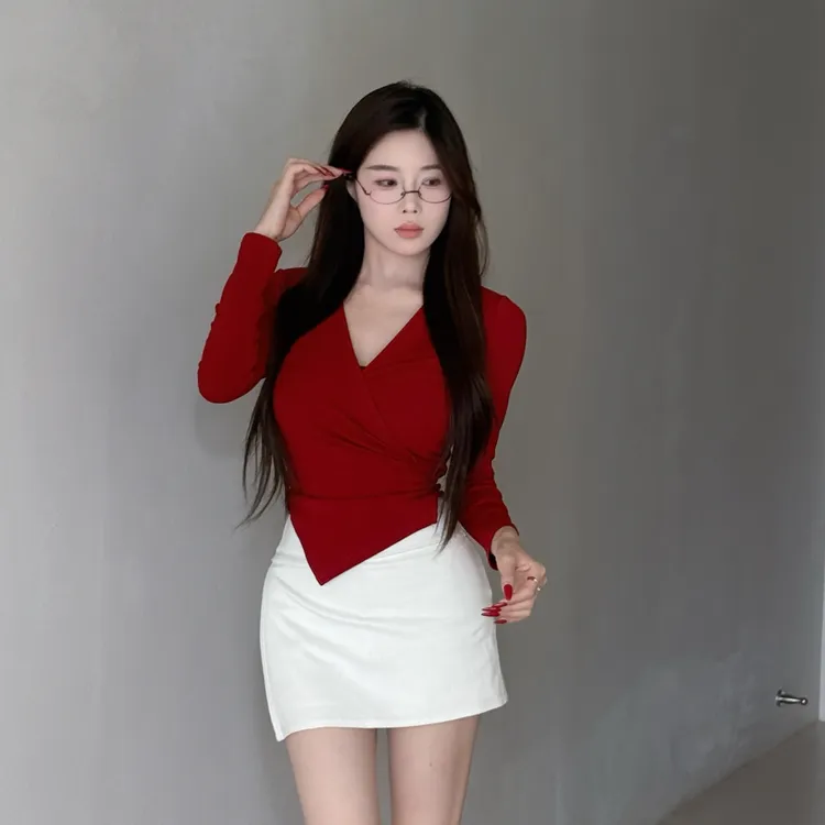 【海岛假日】7526＃御姐纯欲设计感系带长袖上衣