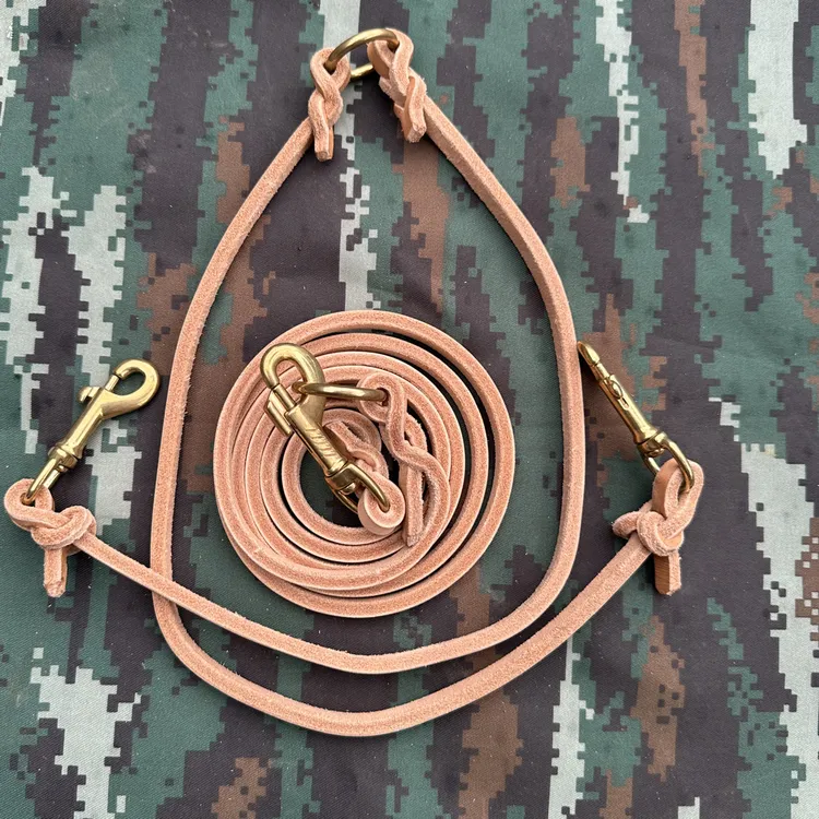 头层牛皮狗狗牵引绳中大型犬通用双牵短绳长绳一套防缠绕遛狗绳