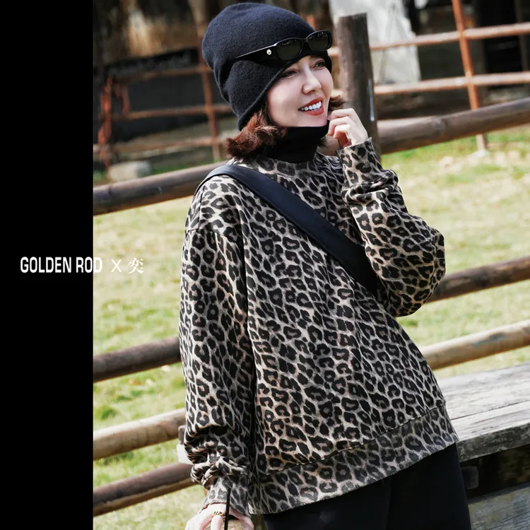 【GOLDEN ROD X 奕】原创设计师品牌2025冬季新款 水洗豹纹套头卫衣