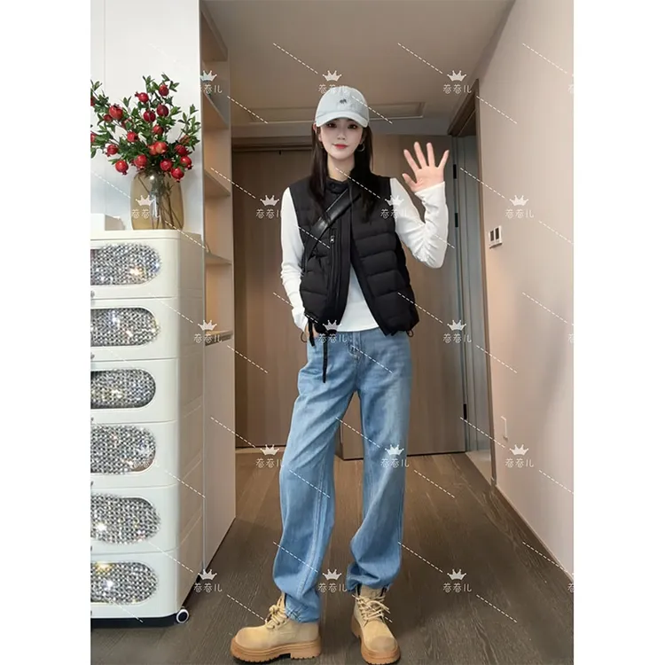 浅蓝色牛仔裤女2025年秋冬新款加绒高腰显瘦宽松直筒窄版阔腿裤