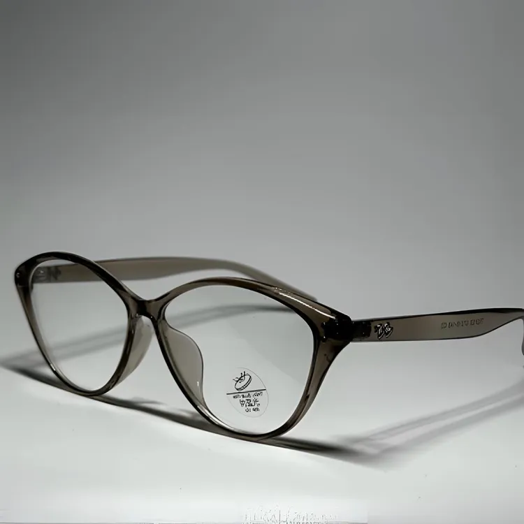 超轻复古圆润设计素颜百搭可配度数猫眼眼镜架