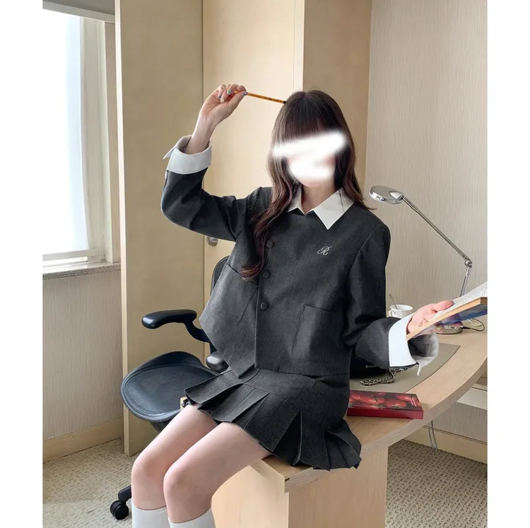 【奶糖】~高级感灰色西装外套百褶半身裙两件套秋冬套装韩系学院风