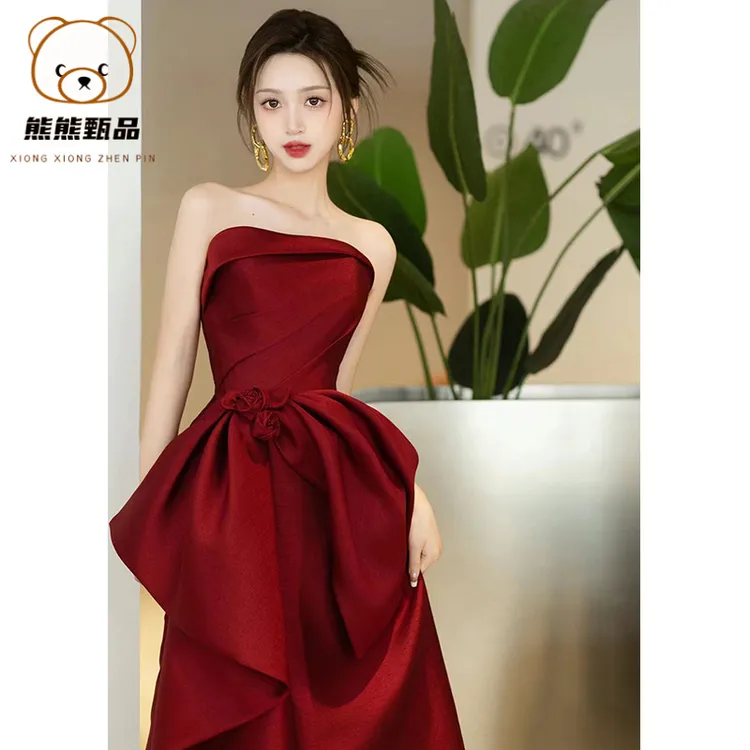 敬酒服新娘2025新款酒红色高级感缎面抹胸小个子结婚回门订婚礼yl