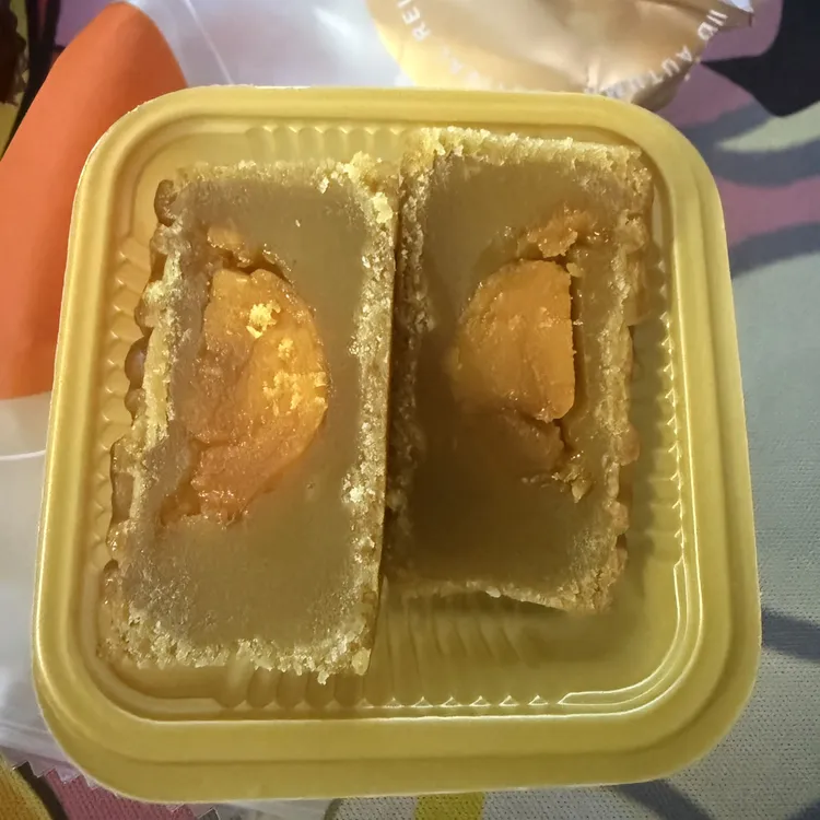 【迷你版】蛋黄莲蓉月饼传统老式纯手工糕点中秋美食之选