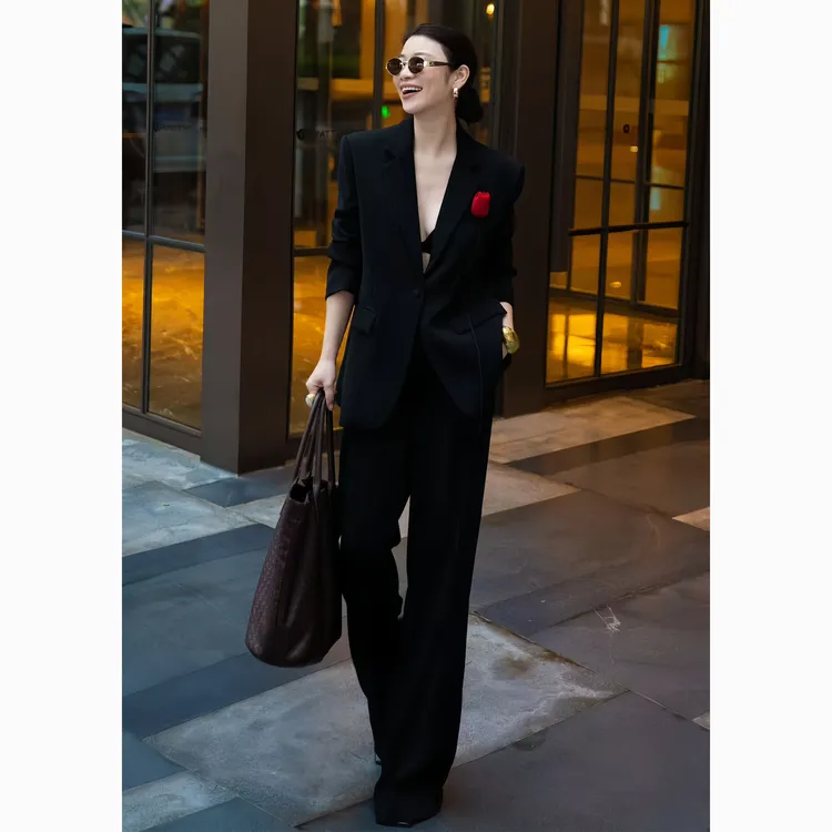 ZEROYK高定职业套装设计感轻奢御姐气质立体花朵西服阔腿裤两件套