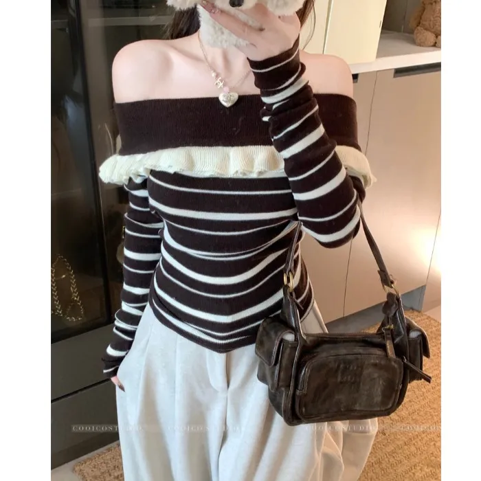 清冷感撞色条纹一字肩针织衫女2025秋冬季新款韩系上衣木耳边毛衣
