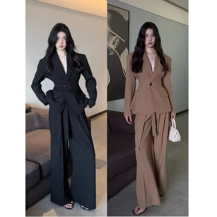 大码法式小众赫本风黑色西服休闲职业高级感气质胖mm收腰西装外套