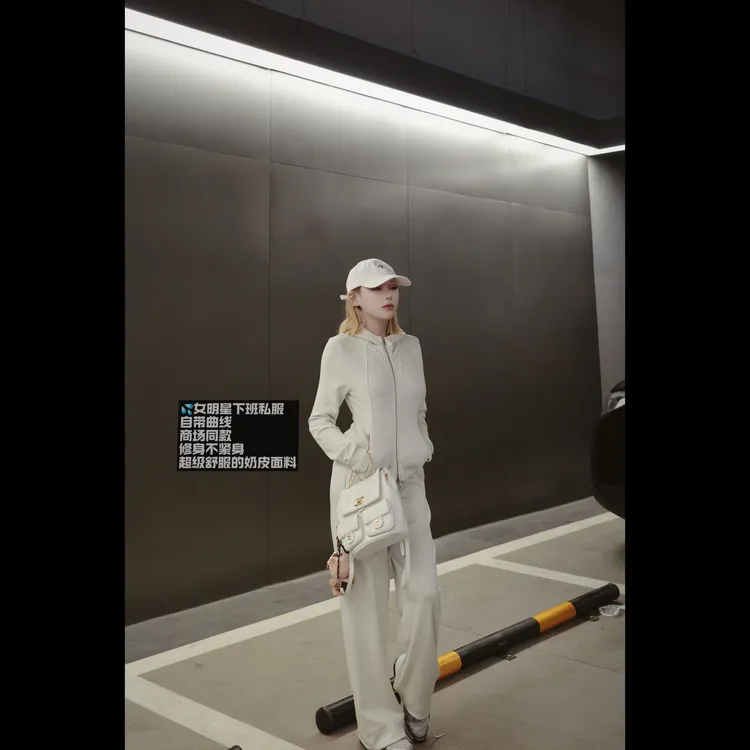 刘姐私服【奶皮套装】修身显瘦lu系休闲运动套装女K8972